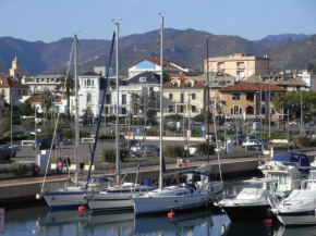 Ca' Nanopulin, Fronte Porto Loano